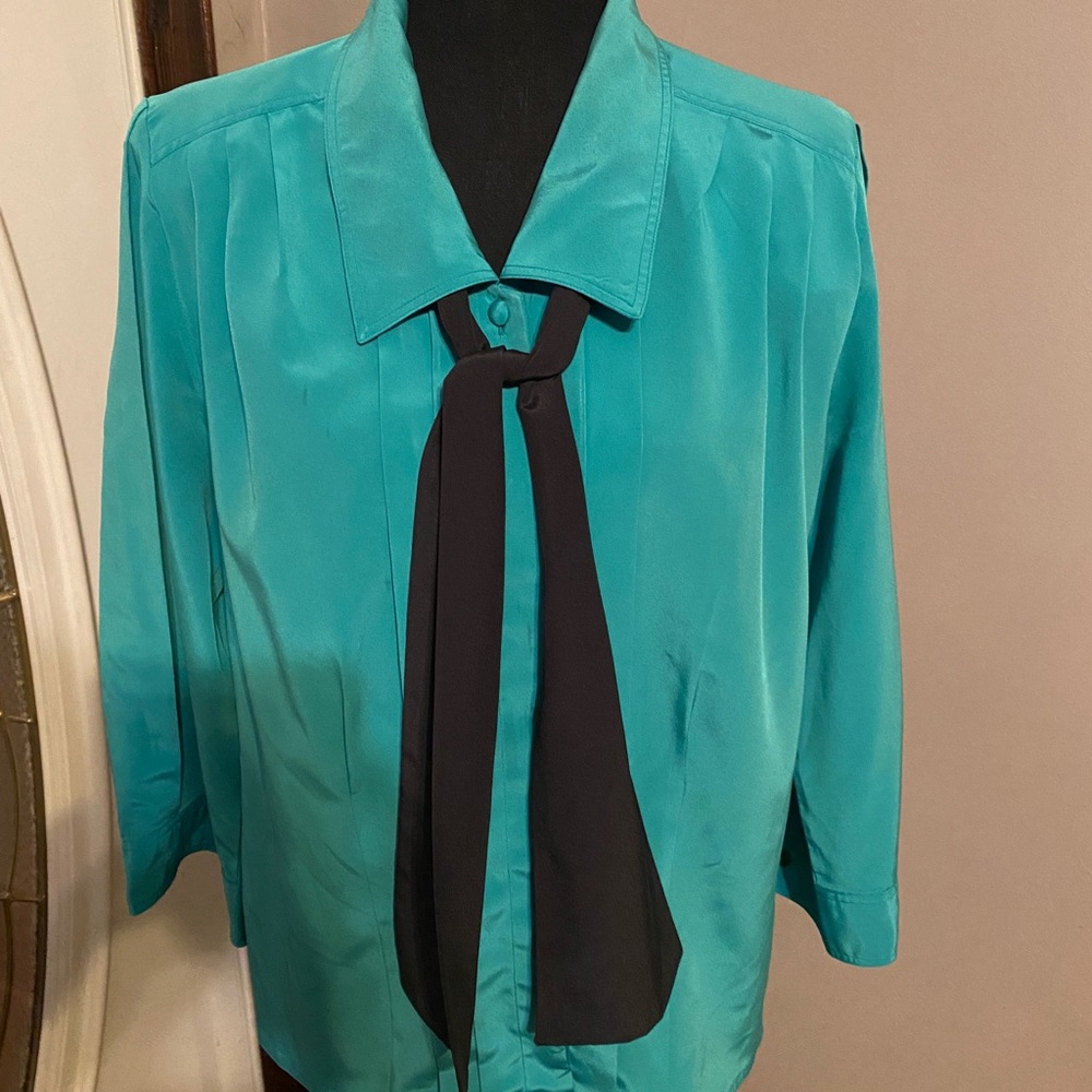 Vintage Faux Silk Secretary Tie neck Bow Blouse - Picture 2 of 8